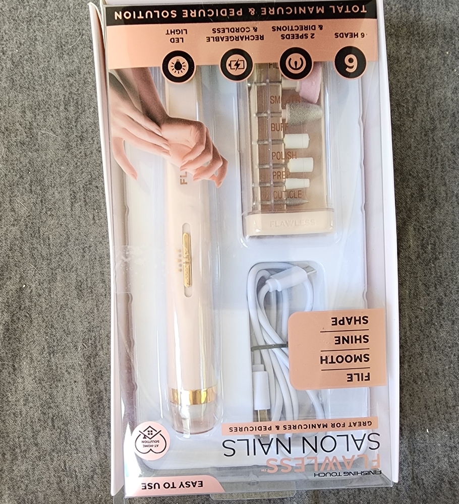 Flawless Salon Nails